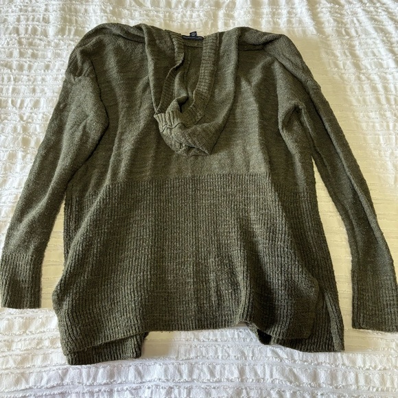 American Eagle Hooded Green Cardigan - Picture 2 of 3